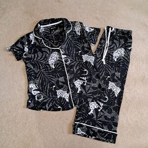 Room Service PJ Set 2 Piece Animal Jungle Print Black White Size Small Soft NWOT